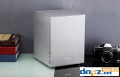 迷你小機箱2000元四核i3-8100集顯辦公電腦配置推薦