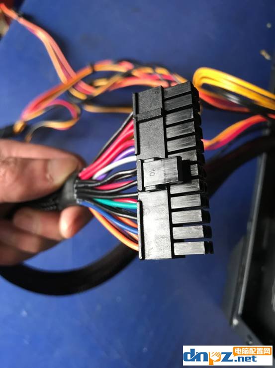 【實操】DIY組裝電腦教程，新手也能學會自己組裝電腦