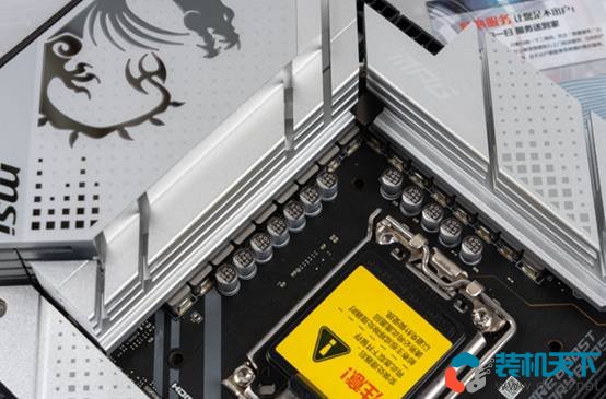 12700KF搭配RTX3080Ti高顏值高性能白色電腦主機組裝實錄