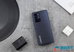 2022年3000元價位最香的手機有哪些？