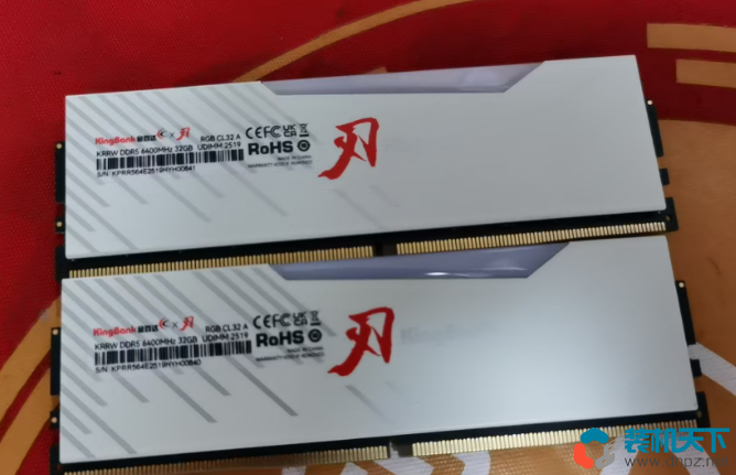 Intel 15代Ultra搭配兩根32G內存開不了XMP是怎么回事？